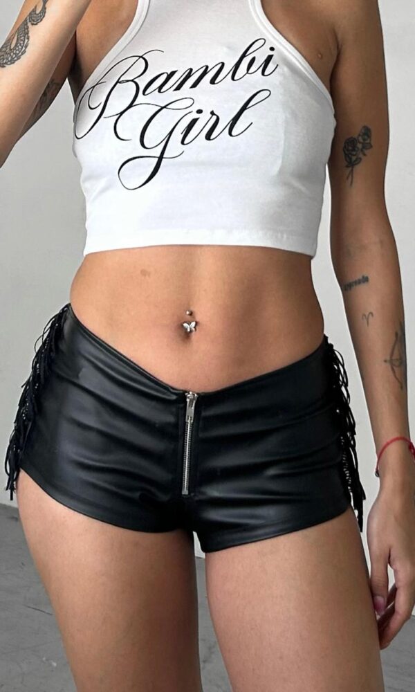 short con flecos