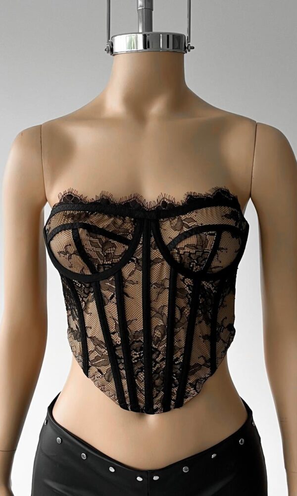 strapless con tul