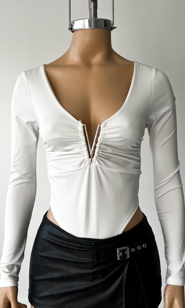body con accesorio