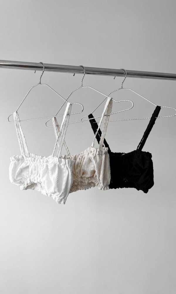 top broderie